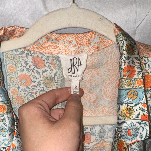 DRA Los Angeles Silk Patterned Blouse - Picture 2 of 6